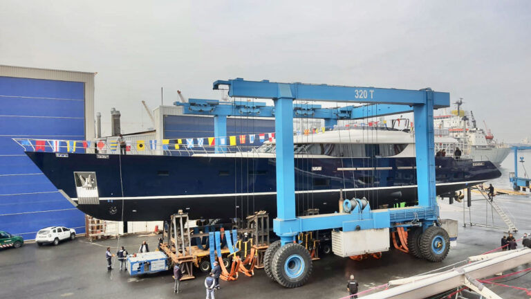 L'Aquila II Superyacht Launched