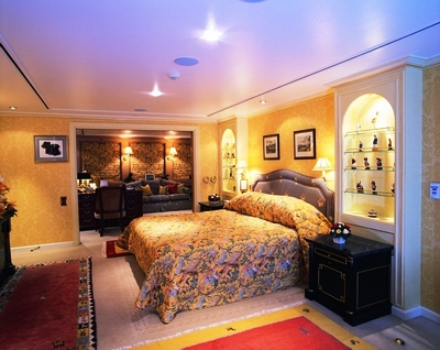 LEANDER - Master Suite