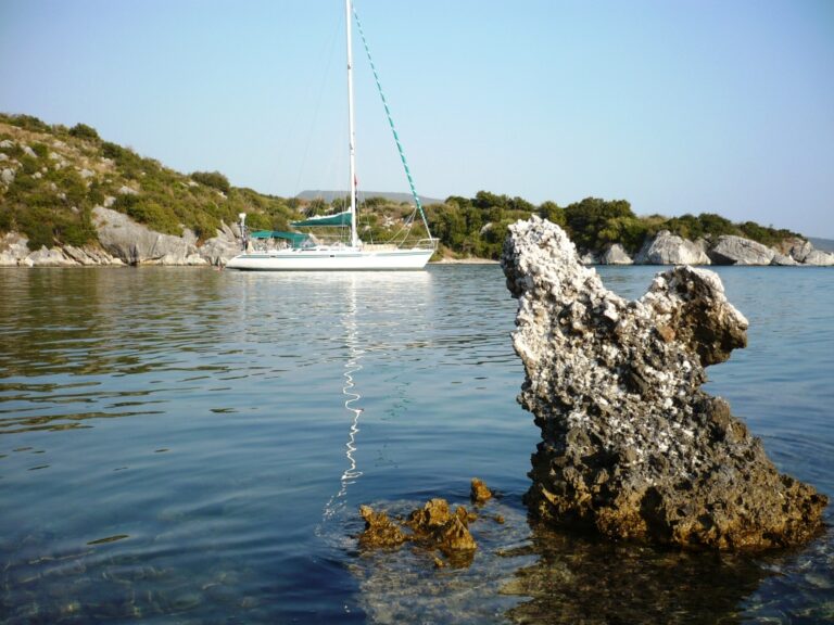 LIBERTAS -