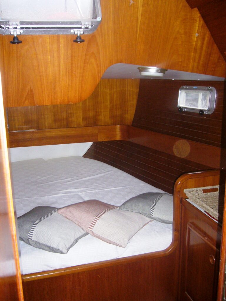 LIBERTAS -  Cabin