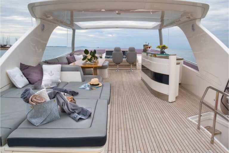 Flybridge