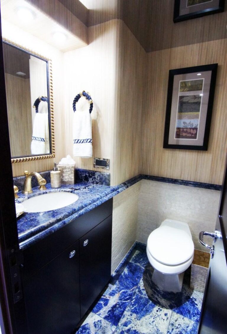 LINE DRIVE -  Guest Ensuite