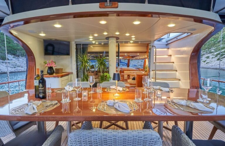 Exterior Dining Area
