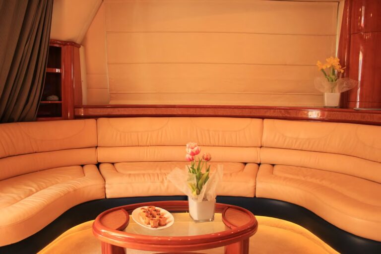 LOULOU - Seating