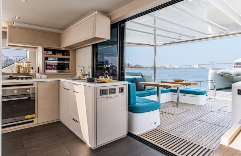 Exterior Relaxation Area