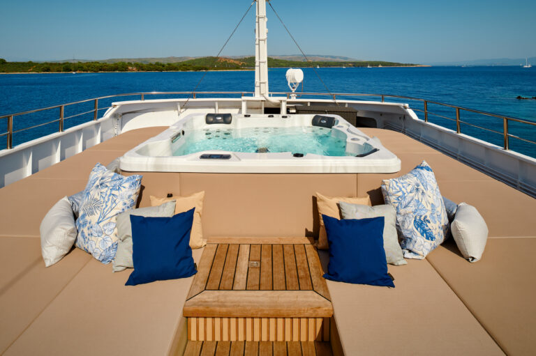 Jacuzzi