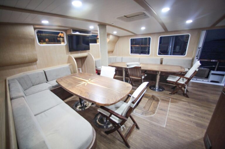 Saloon
