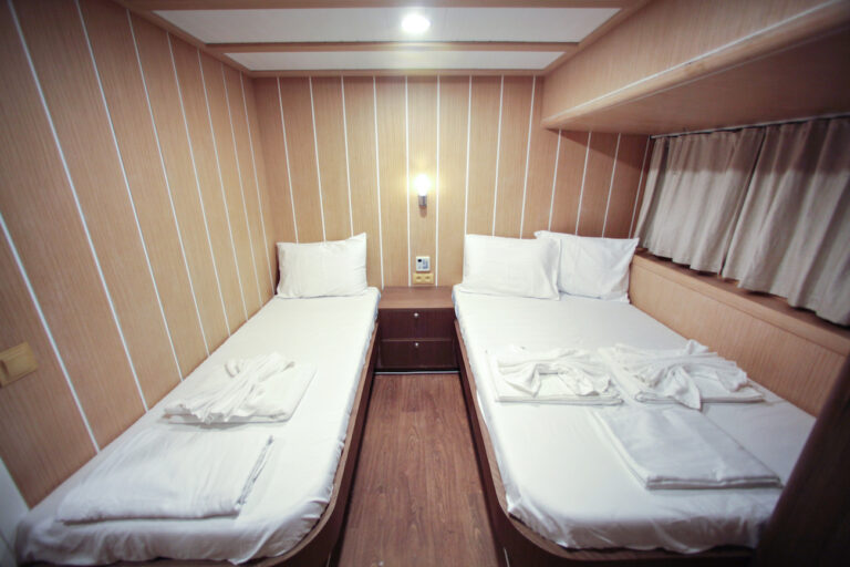Triple Cabin