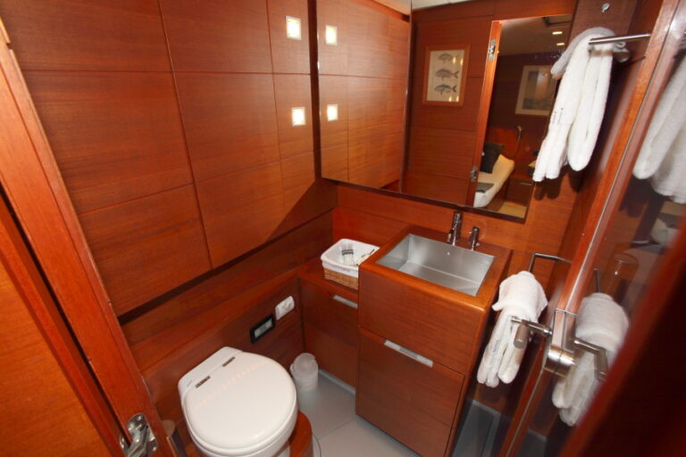 Ensuite Bathroom