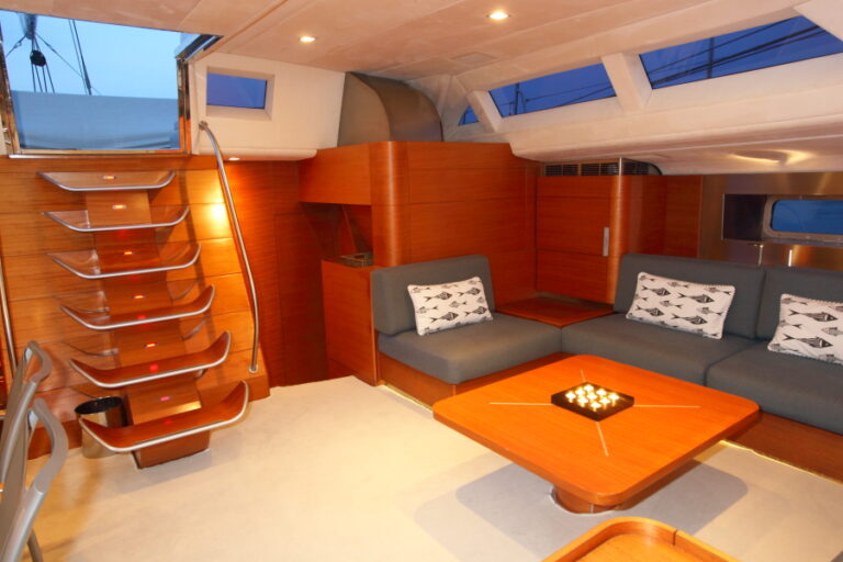 Saloon Seating