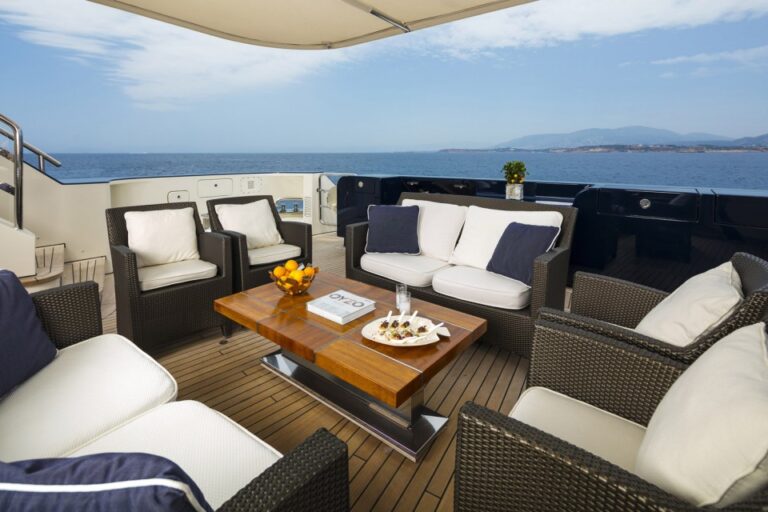 Exterior Living Spaces 00001