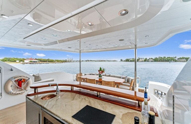 Exterior Relaxation Area With Dining