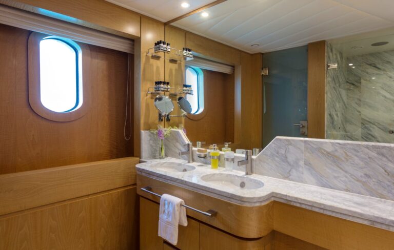 Guest Cabin