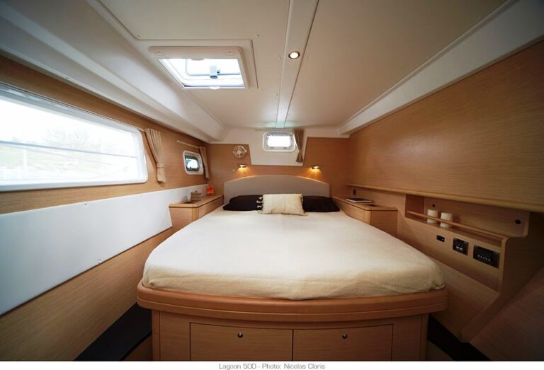 Lagoon 500 Cabin