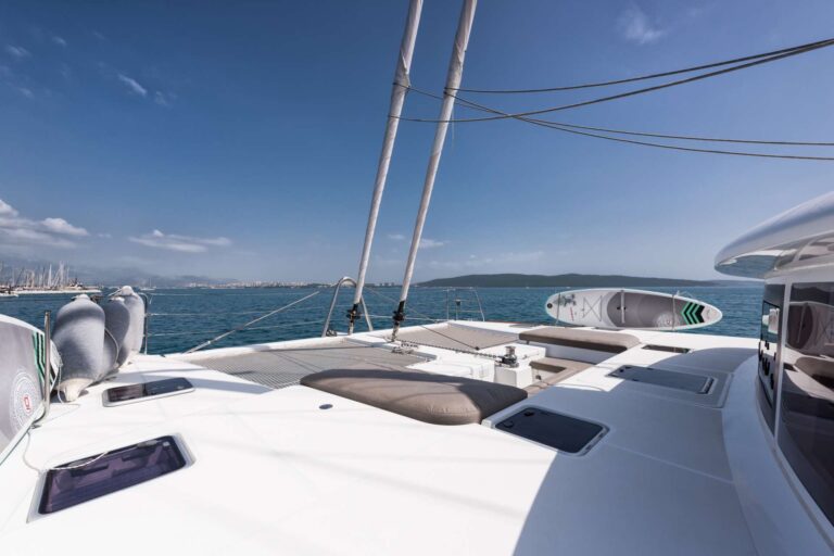 Lagoon 560 PRINCESS SELINE - Foredeck trampolines