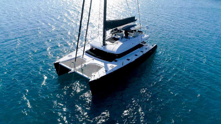 Lagoon 62 CARPE DIEM - Main Shot