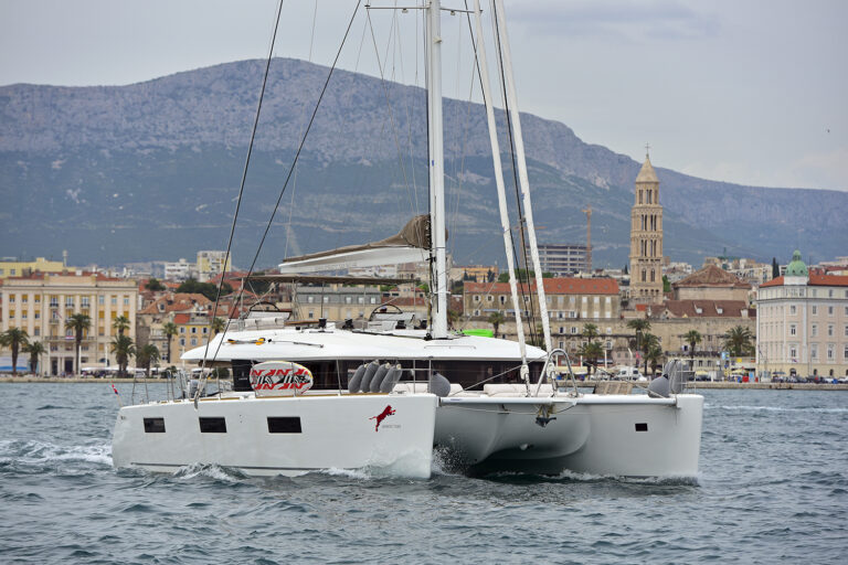 Lagoon 620 ADRIATIC TIGER - Motoring
