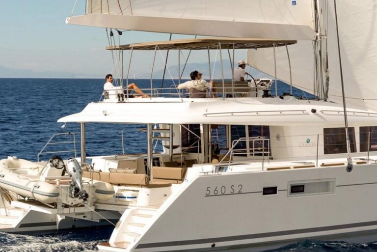 Lagoon Catamaran DADDYS HOBBY - Sistership