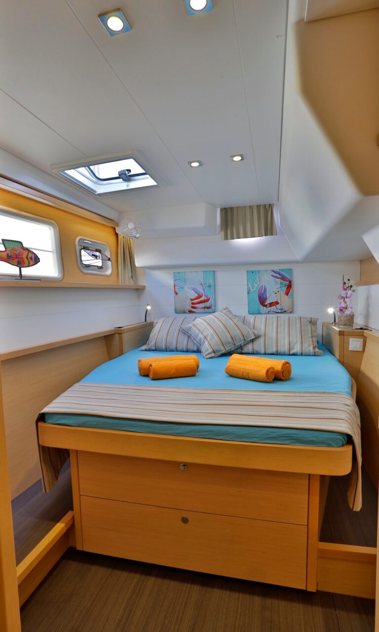 Lagoon catamaran NEW HORIZONS - 012