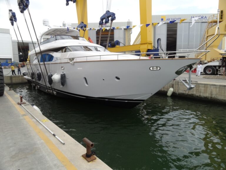 Launch of the 24m luxury motor yacht Maiora 24S
