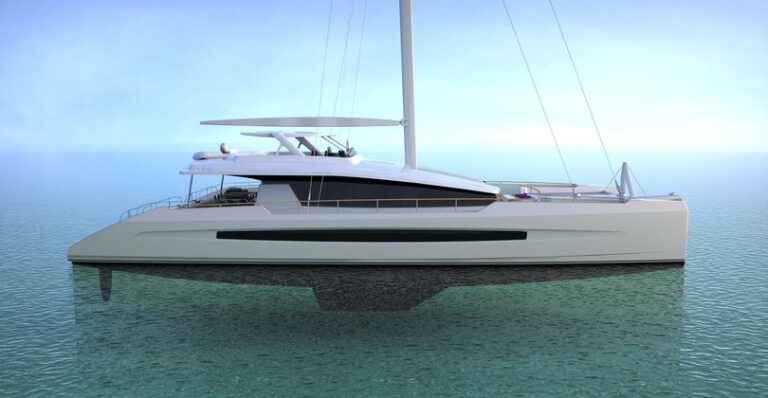Long Island 100 superyacht - side view