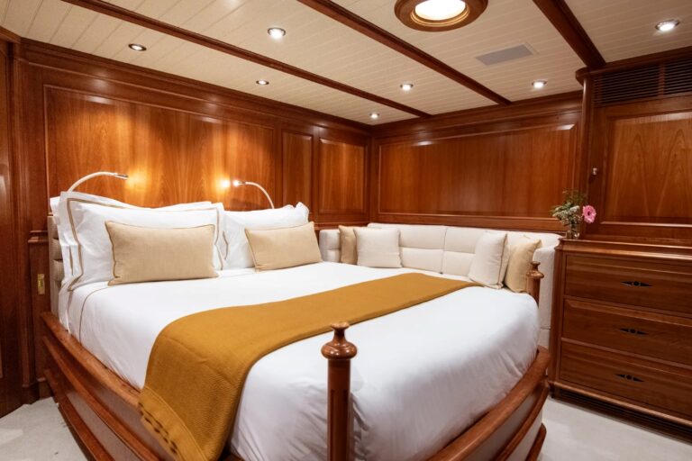 Lower Deck Guest Suite