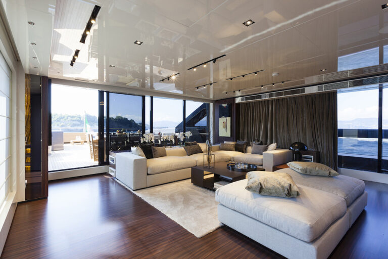 Lucky Me - lounge