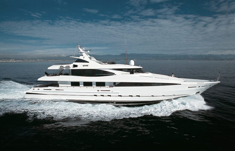 Luury yacht MIM (ex Bermie, Natanya VII, Mimtee) - Image credit to CMN Yachts