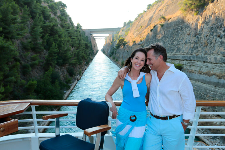 Luxury Yacht SEA DREAM - Corinth Cannal