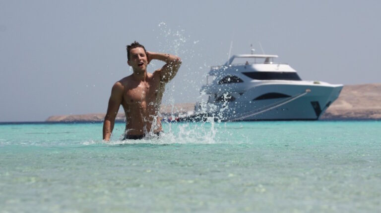 Luxury Lifestyle Aboard Seven Spices