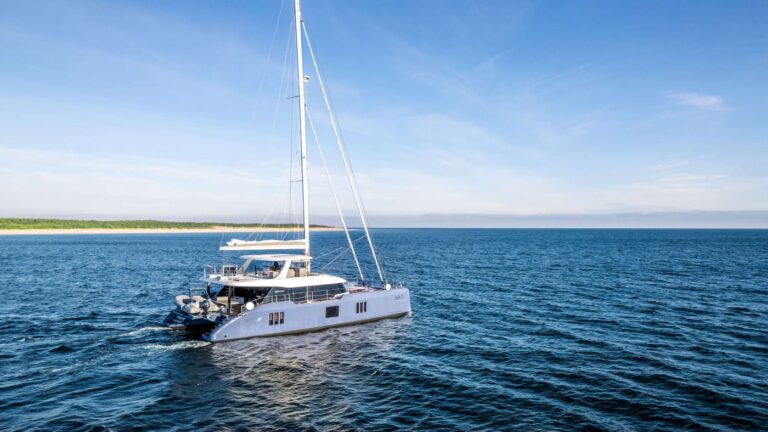Luxury Superyacht AGATA BLU