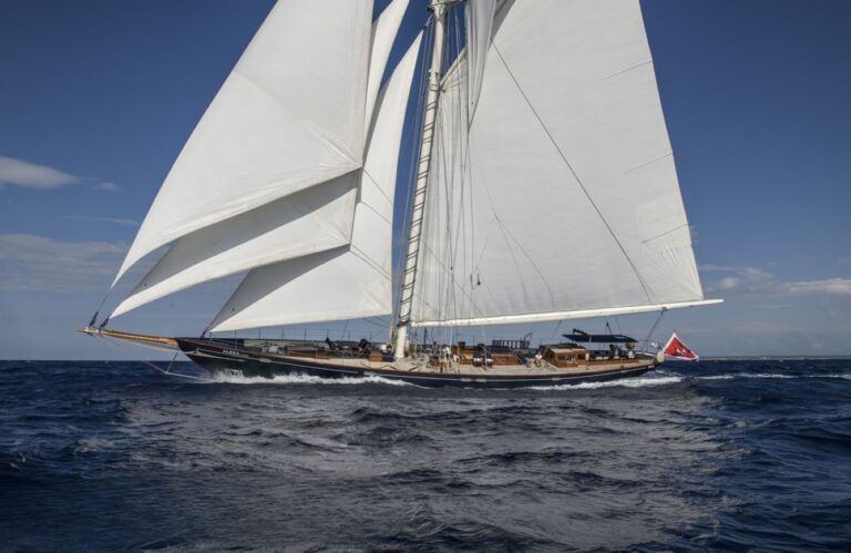 Luxury Superyacht ALEXA OF LONDON