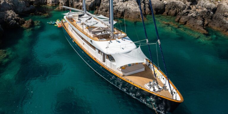 Luxury Superyacht DALMATINO