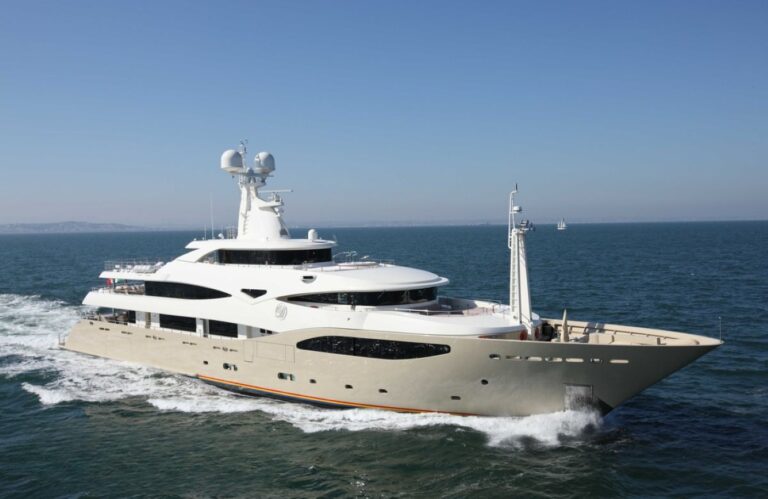 Luxury Superyacht ELENI