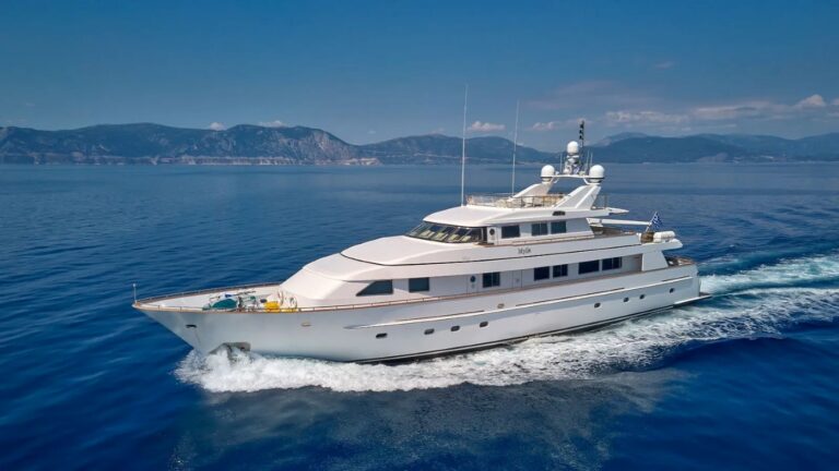 Luxury Superyacht Idylle
