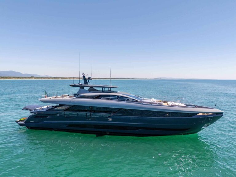 Mangusta (Overmarine)