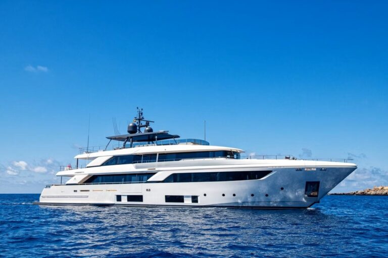 Luxury Superyacht PALOMA