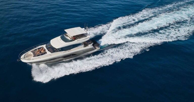 Luxury Superyacht SIMULL
