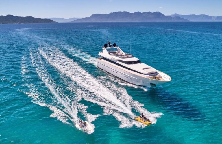 Luxury Superyacht TIGRA