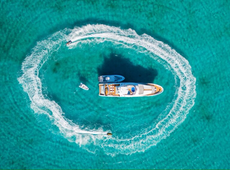 Luxury Yacht REHAB