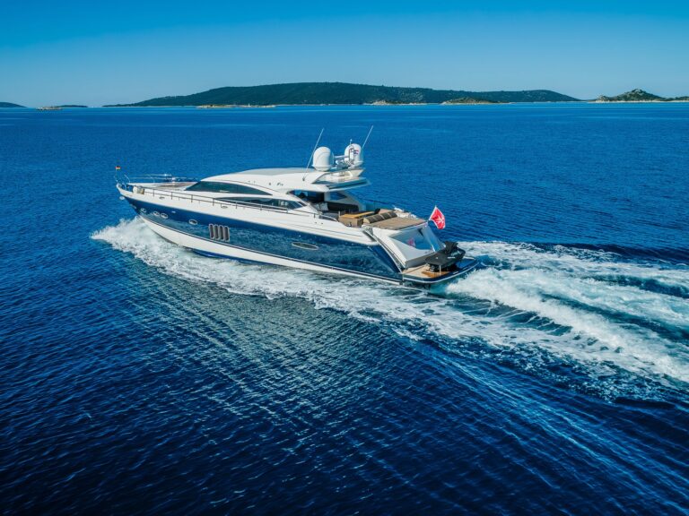 Luxury Charter Yacht GITANA II