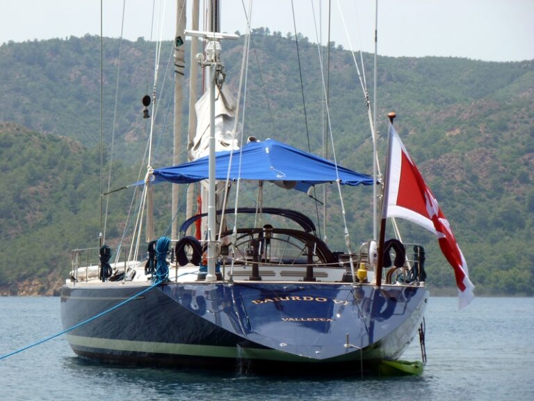 Luxury Cruising Aboard Baiurdo VI