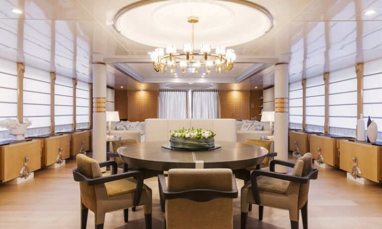 Luxury motor yacht Amore Mio 2 - Dining-001