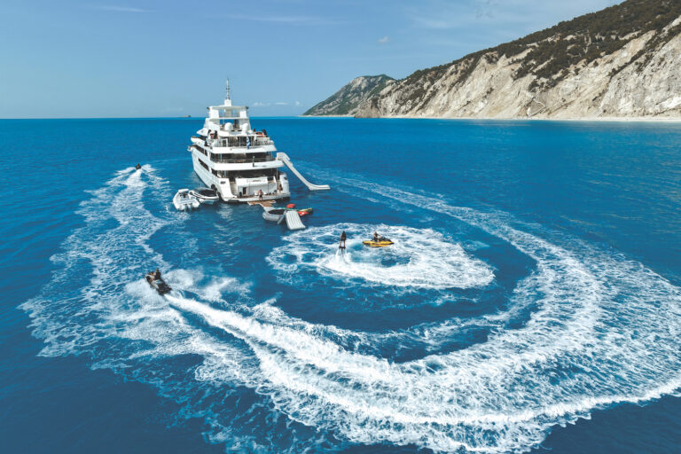 Luxury Motor Yacht EMIR