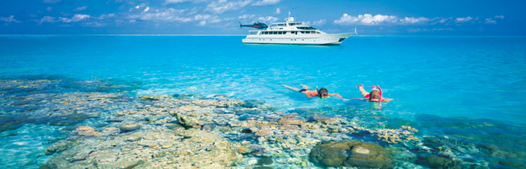 Luxury motor yacht Emerald Lady