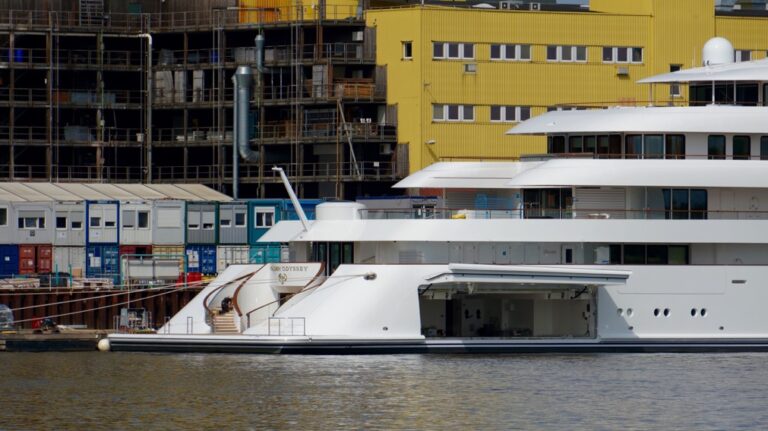 Luxury motor yacht GOLDEN ODYSSEY with her name clearly visible - Photo by DrDuu