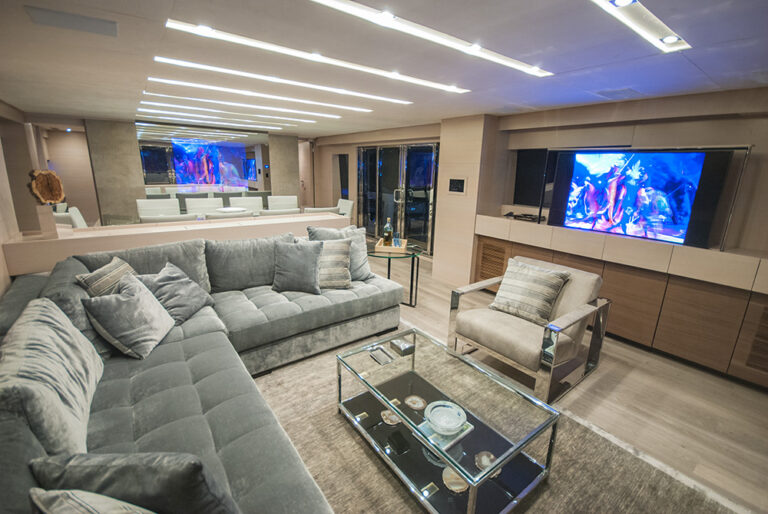 Luxury motor yacht Mars - Interior