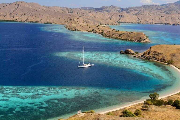 Luxury sailing yacht Aspiration