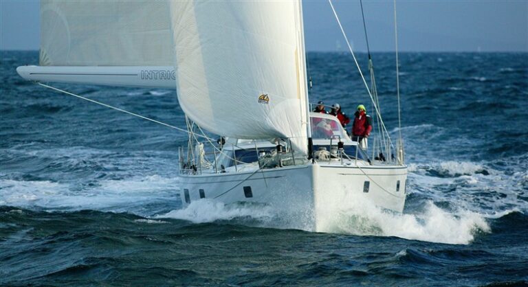 Luxury sailing yacht INTRIGUE by Dubois and Yachting Developments