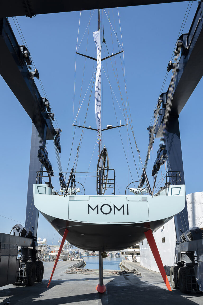 Luxury Sailing Yacht MOMI Aft View